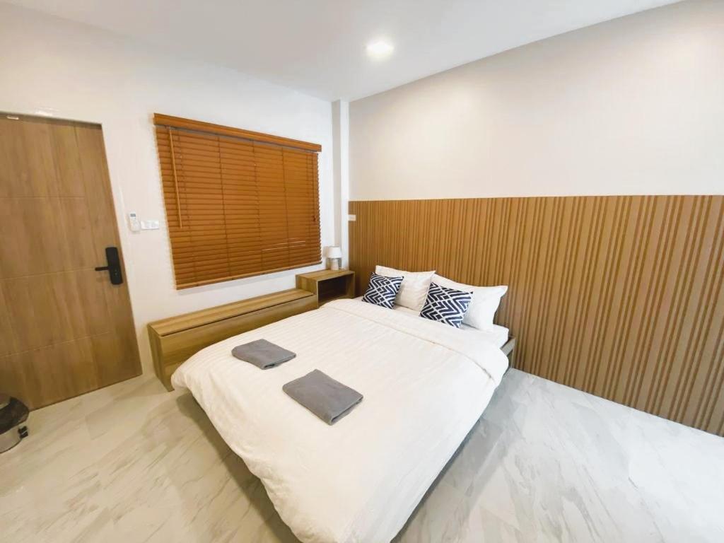 S.P.C Apartment By Brodderud Bangkok Esterno foto