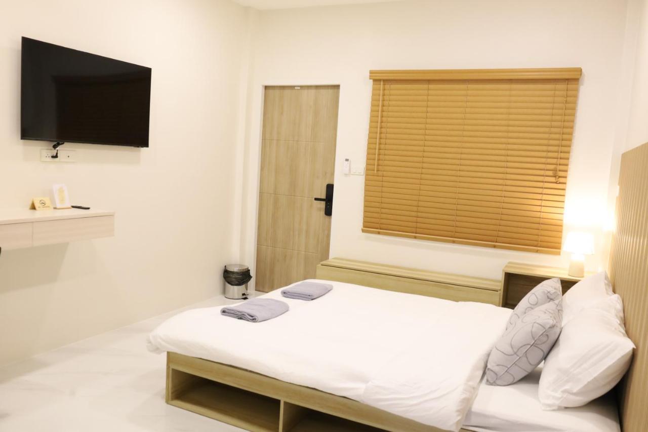 S.P.C Apartment By Brodderud Bangkok Esterno foto