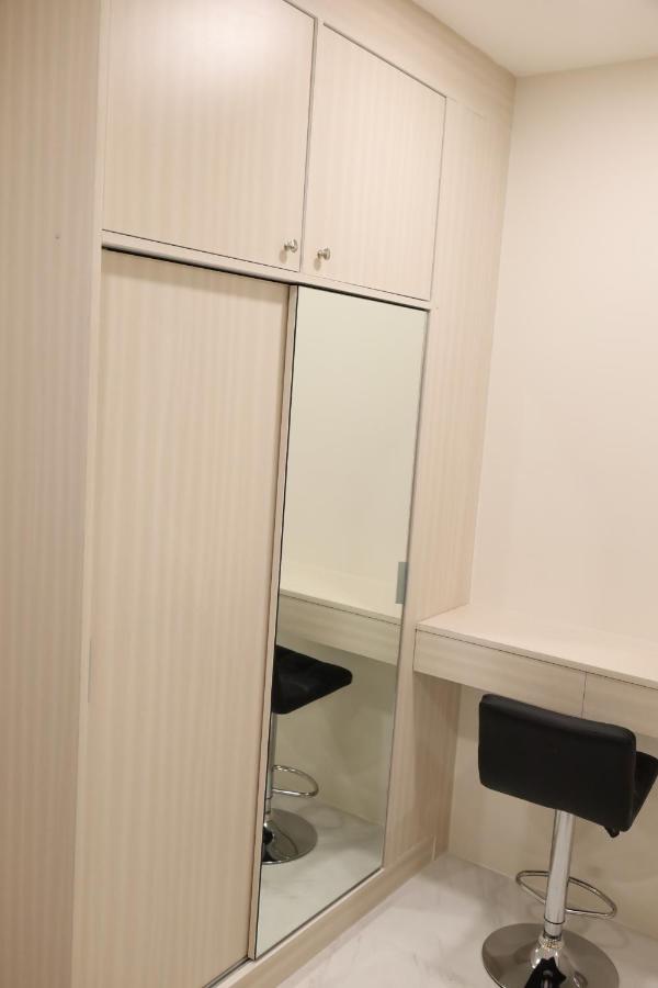 S.P.C Apartment By Brodderud Bangkok Esterno foto