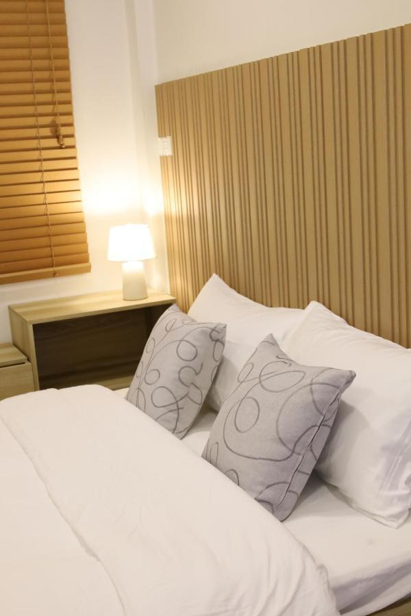 S.P.C Apartment By Brodderud Bangkok Esterno foto